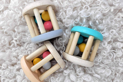 Wooden Pastel Rattle | Grey